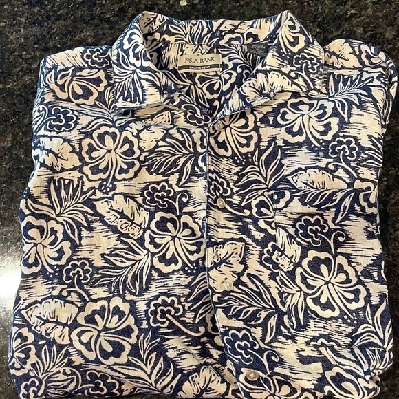 Jos A Banks Buttoned Floral Shirt - Picture 2 of 6